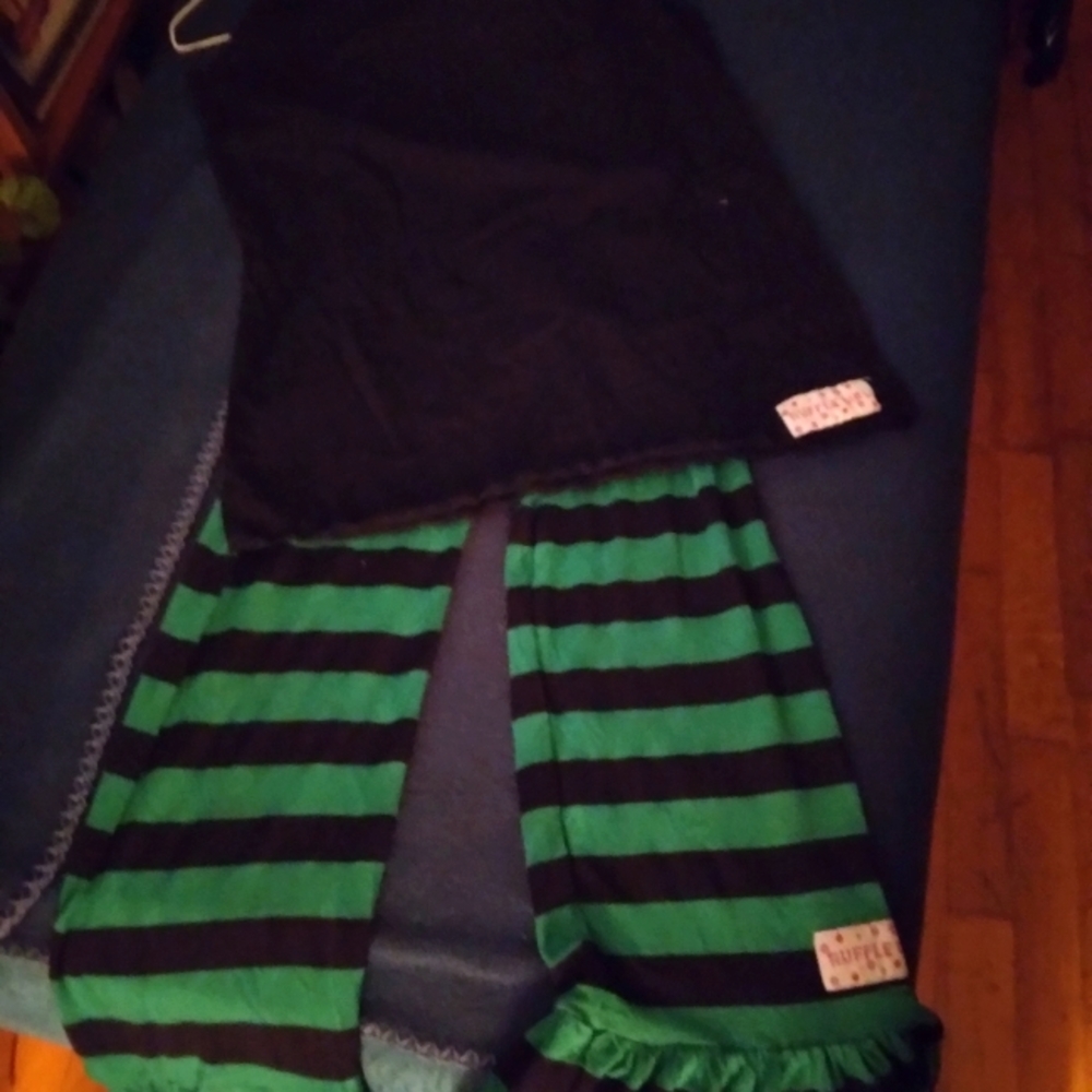 RUFFLE Girl 2pc outfir